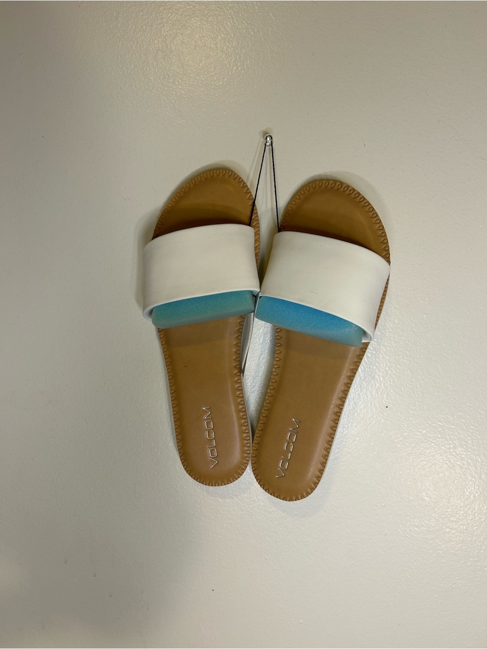 Volcom White and Teal Women's Slide Sandals 26